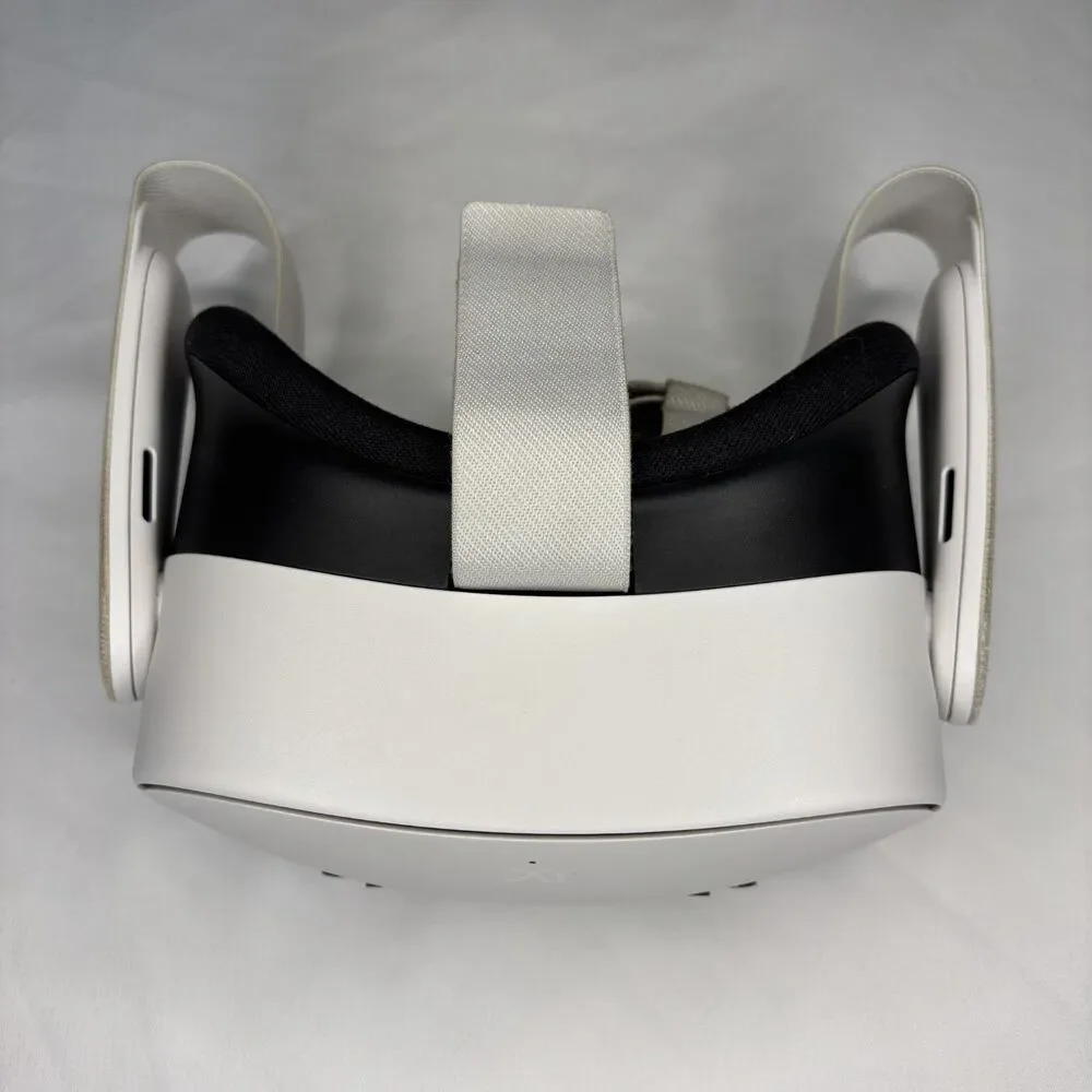 Meta (Oculus) Quest 3S 128GB VR Headset Only – Tested & Fully Functional